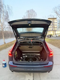 Volvo V60 D4 DPH - 4