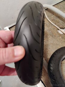 Nové CST 10x2,25 na elektokolobezku - 4