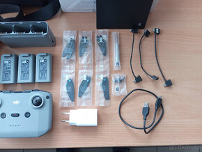Téměř Nový dron DJI Mini 2 Fly Combo-plná verze-3 baterie - 4