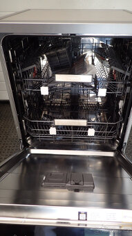 Myčka WHIRLPOOL WFO 3T142 X Myčka je nová ale při manipulac - 4