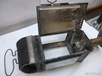 STARÁ KOČÁROVÁ LAMPA - 4