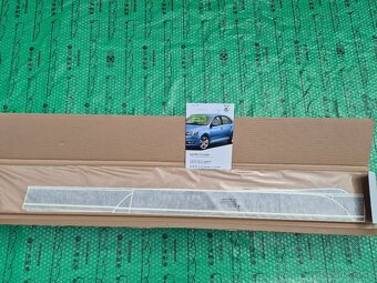 dekorativní fólie karbon 5E0064317B Škoda Octavia - 4