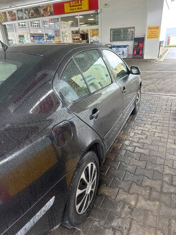 Octavia 1.9 sedan - 4