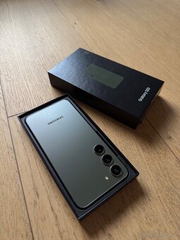 Samsung Galaxy S23 256GB zelený - 4