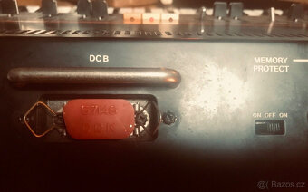 Roland Juno 60 s kufrem, vintage v dobrém stavu, GF-Studio n - 4