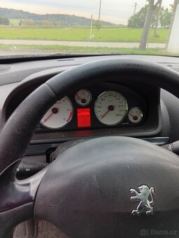 Peugeot 407 se na díly nebo opravdu - 4