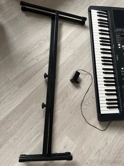 Klávesy Yamaha - 4