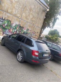 Oktavia A7 2016 DSG - 4