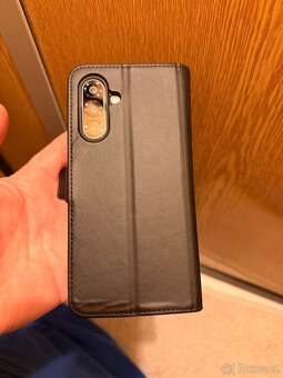 Prodam Samsung A17 - 4