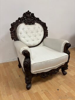 SEDAČKA V DREVENOM RÁME 3+1+1,NEROZŤAHOVACIA - 4