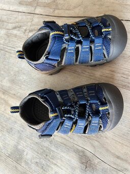 nové Keen, vel 24 - 4