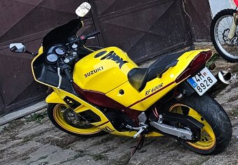Suzuki rf 600r - 4
