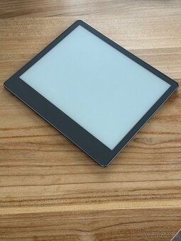 Čtečka knih Amazon Kindle Scribe 1. gen 32GB - 4