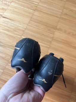 Kopačky Mizuno - 4