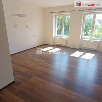 pronájem bytu 2+kk po kompletní rekonstrukci, ul. Elišky krá - 4