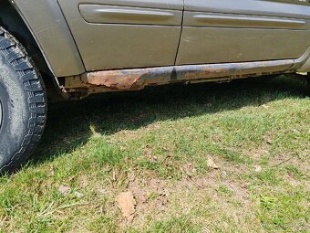 Jeep Cherokee - 4