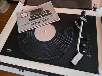 Retro gramofon - 4 ks - 4