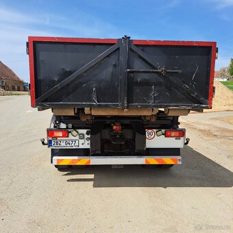 Volvo FM 440 8x4 nosič kontejnerů s rukou HIAB220C5 - 4
