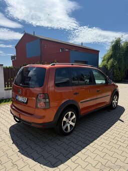 VW Touran 1.4 TSI - 4