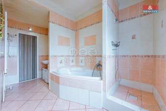 Prodej bytu 3+1, 84 m², Bukovany - 4