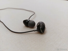 Sluchátka Sony MDR-EX15 černá - 4