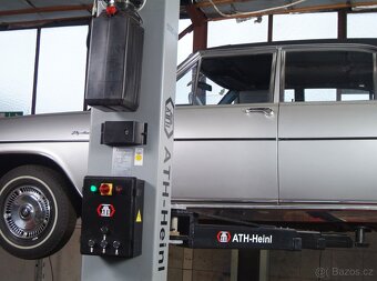 Vybavení autoservisu/pneuservis-zouvačka,vyvažovačka,zvedák - 4