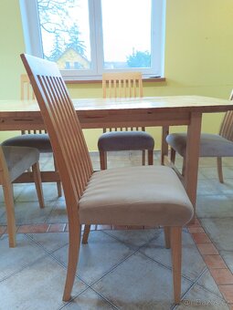 Rozkládací kuchyňský stůl z masivu. - 4