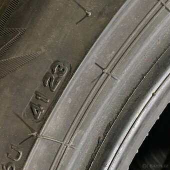 Zimní pneu 235/50 R19 103V Bridgestone 5mm - 4