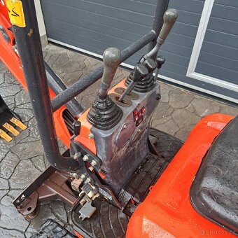 Minibagr Kubota U10-3 - 4