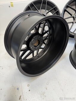 APEX ARC8, BMW 5x120, 19” - 4