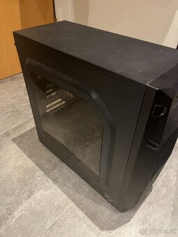 Počítač Intel Core i5 - 4