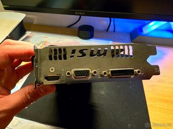 MSI GeForce GTX 750Ti TF 2GD5/OC Gaming - 4