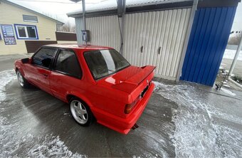 BMW 325i Coupe E30 1987 - 4