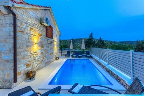 ☀Brač(HR)-Kompletne zariadená rodinná vila s bazénom - 4