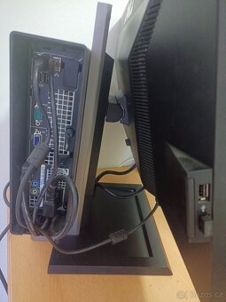 PC Dell s monitorem 22" i5 4GB 240GB - 4