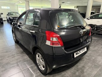 Toyota Yaris 1,3 VVT-i AUTOMAT KLIMA - 4