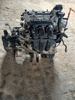 Motor Škoda Fabia 1 1.2htp 12v 47kw AZQ 180tis - 4
