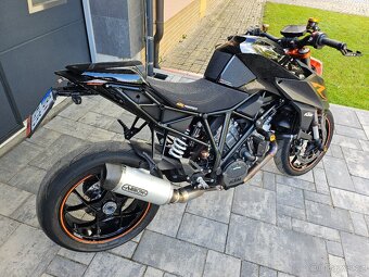 KTM Superduke 1290 - 4