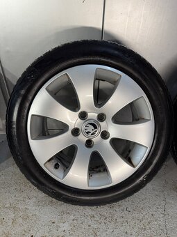 Zimní ALU sada Škoda 5x112 r16 s pneu 205/55/16 - 4