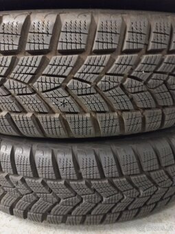 BMW i3 zimní sada Styling 427 pneu 155 70 19 DOT 2222 7,8mm - 4