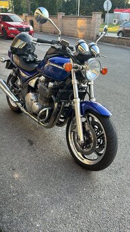 Kawasaki Zephyr 1100 - 4