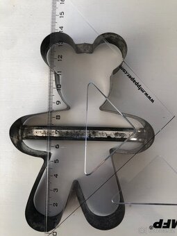 stare vykrajovatko medvidek 13.5 cm - 4