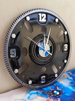 BMW hodiny ze setrvačníku - Autonábytek Kovář - 4