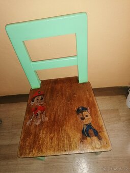 Stará dětská židlička - 4