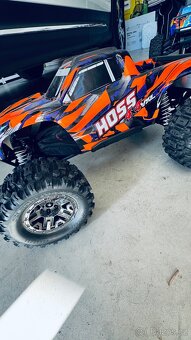 Traxxas Hoss 1:10 VXL 4WD RTR - 4
