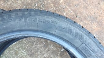 Prodám letní pneu 215/50/R17 - 4