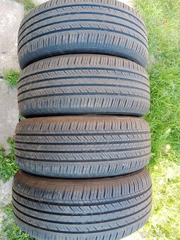 letní pneu 215/55/17 Maxxis - 4