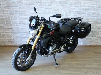 BMW R1250R bohatá výbava, servisní kniha - 4