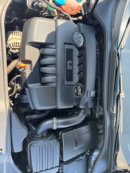 Volkswagen Golf V 1.6 MPi, 75 kW, 102 tis km - 4