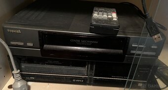Prodám VHS a MC kazety + pŕehravač - 4
